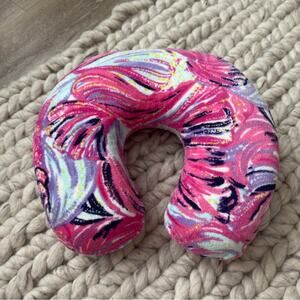 Lilly Pulitzer Travel Neck Pillow Preppy Pattern Colorful Gold Zipper Stylish